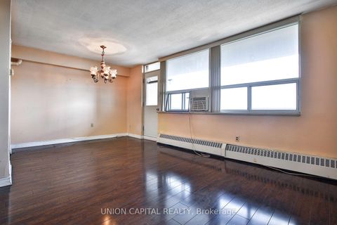 Photo 5 at 711 - 5 Frith Road, Jane Heights, Toronto