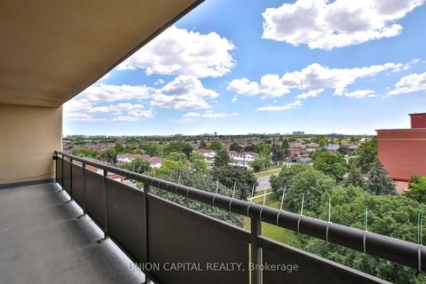 Photo 17 at 711 - 5 Frith Road, Jane Heights, Toronto