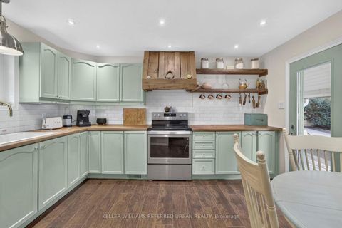 Photo 11 at 341 Cotter Street, Central Newmarket, Newmarket