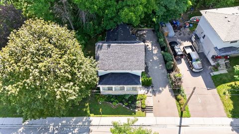 Photo 40 at 341 Cotter Street, Central Newmarket, Newmarket