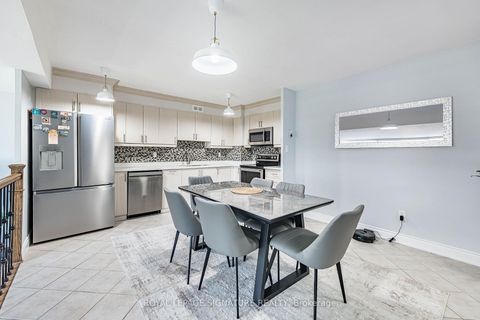 Photo 5 at 405 - 25 Four Winds Drive, York University Heights, Toronto