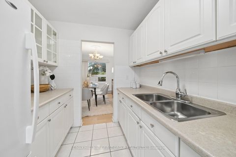 Photo 10 at 190 - 70 Cass Avenue, Sullivan, Toronto