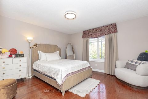 Photo 18 at 1 Elderwood Drive, Bayview Hill, Richmond Hill