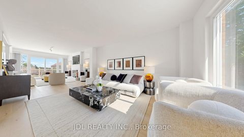 Photo 4 at 36 Chartwell Crescent, Keswick North, Georgina