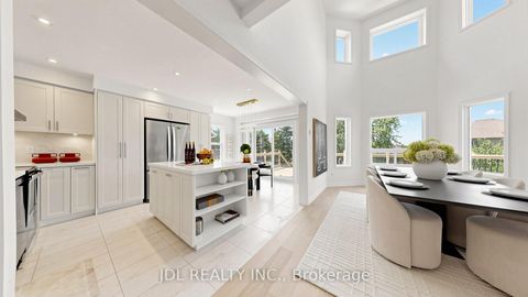 Photo 9 at 36 Chartwell Crescent, Keswick North, Georgina