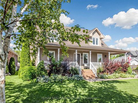 Photo 1 at 4 Lyons Lane, Historic Lakeshore Communities, Georgina