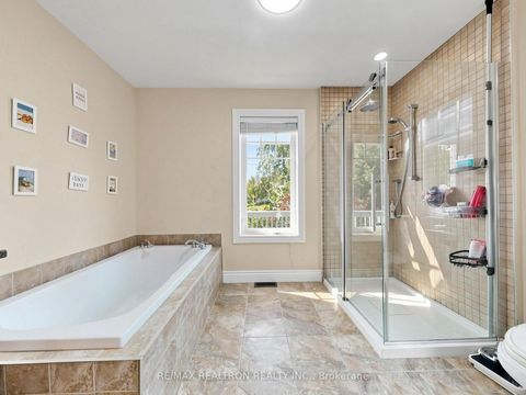 Photo 19 at 4 Lyons Lane, Historic Lakeshore Communities, Georgina