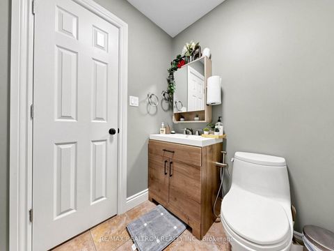 Photo 20 at 4 Lyons Lane, Historic Lakeshore Communities, Georgina