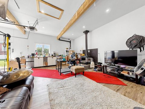 Photo 31 at 4 Lyons Lane, Historic Lakeshore Communities, Georgina