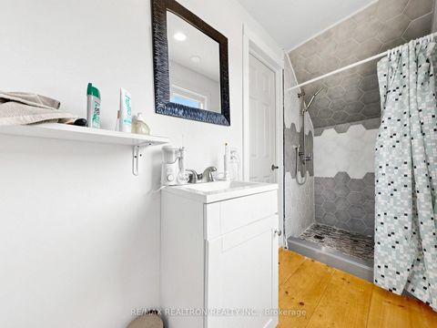 Photo 34 at 4 Lyons Lane, Historic Lakeshore Communities, Georgina