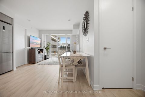 Photo 9 at 1222 - 160 Flemington Road, Glen Park, Toronto