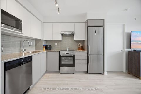 Photo 13 at 1222 - 160 Flemington Road, Glen Park, Toronto