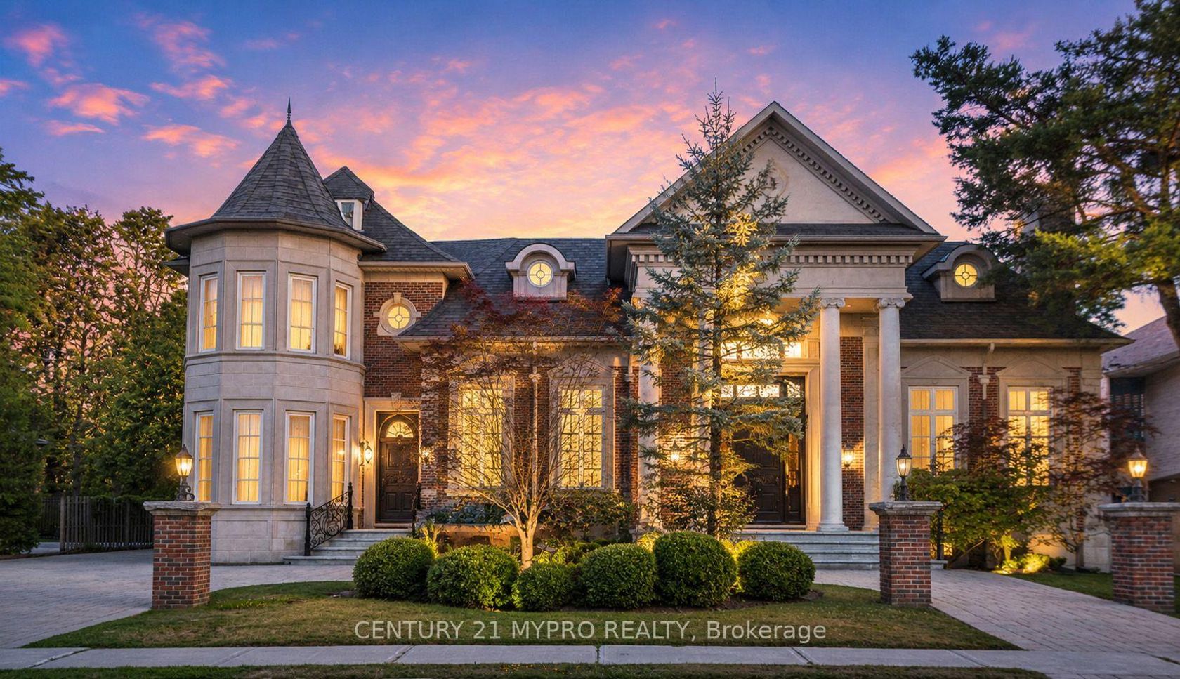 5 Saintfield Avenue, York Mills, Toronto 
