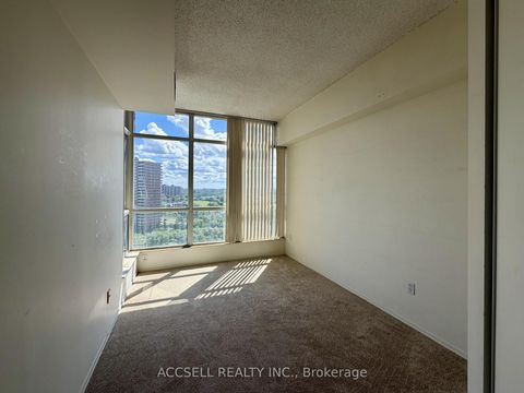 Photo 11 at 1714 - 1 Rowntree Road, Jamestown, Toronto