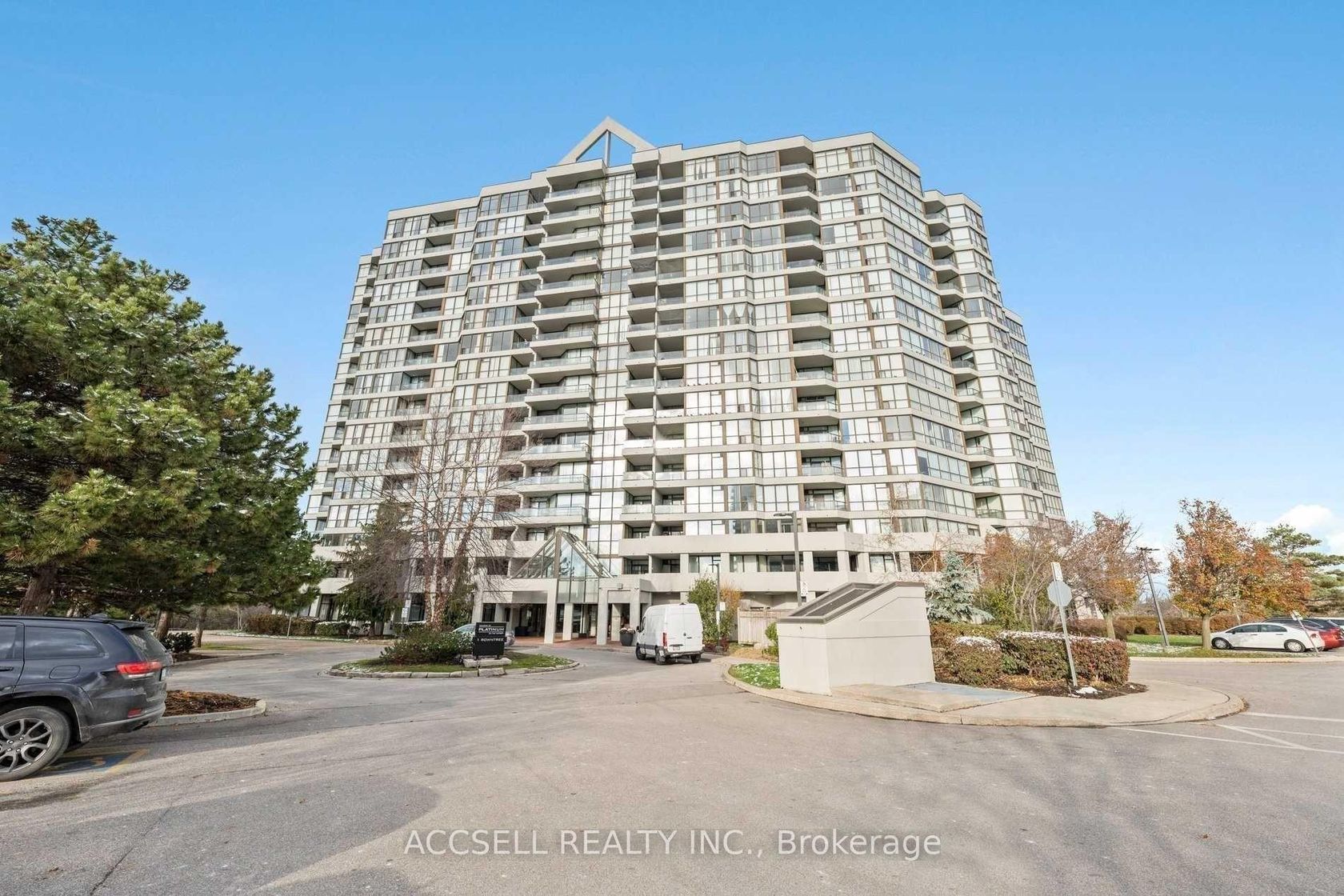 1714 - 1 Rowntree Road, Jamestown, Toronto photo number 2