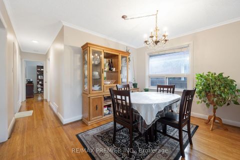 Photo 14 at 35 Barkwin Drive, Beaumonde Heights, Toronto