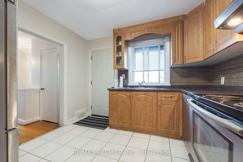 Photo 20 at 35 Barkwin Drive, Beaumonde Heights, Toronto