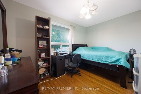 Photo 27 at 35 Barkwin Drive, Beaumonde Heights, Toronto