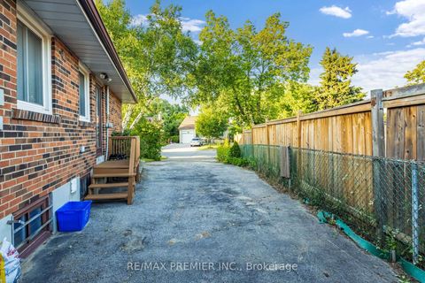 Photo 45 at 35 Barkwin Drive, Beaumonde Heights, Toronto