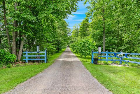 Photo 2 at 17962 9th Line, Rural East Gwillimbury, East Gwillimbury