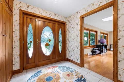 Photo 5 at 17962 9th Line, Rural East Gwillimbury, East Gwillimbury