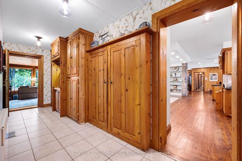 Photo 9 at 17962 9th Line, Rural East Gwillimbury, East Gwillimbury