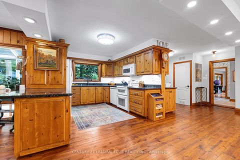 Photo 13 at 17962 9th Line, Rural East Gwillimbury, East Gwillimbury