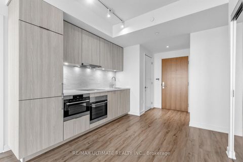 Photo 3 at 1901 - 15 Queens Quay E, Waterfront Communities C8, Toronto