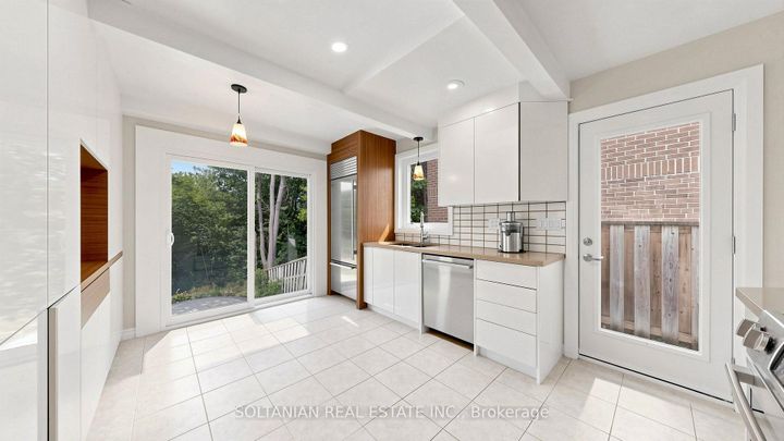 Photo 14 at 57 Sumner Heights Drive, Bayview Village, Toronto