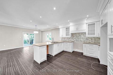 Photo 11 at 21 Scotia Road, Sutton & Jackson's Point, Georgina