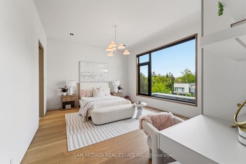 Photo 30 at 10 Peter Morse Way, Yorkhill, Vaughan