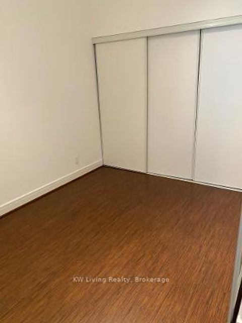 Photo 9 at Th102 - 112 George Street, Moss Park, Toronto