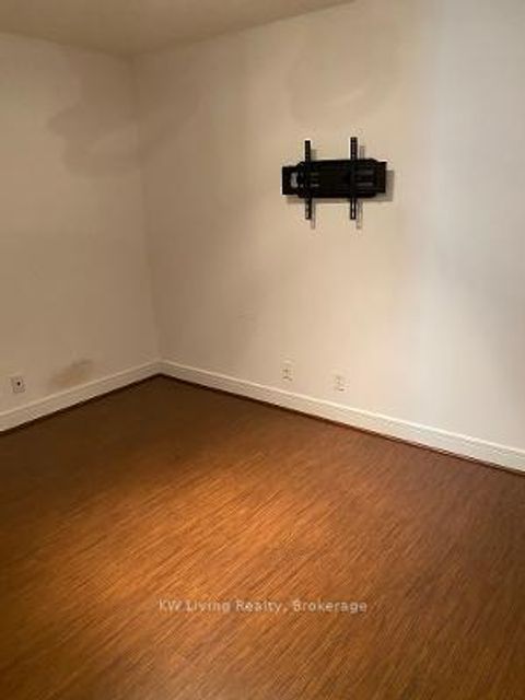 Photo 10 at Th102 - 112 George Street, Moss Park, Toronto