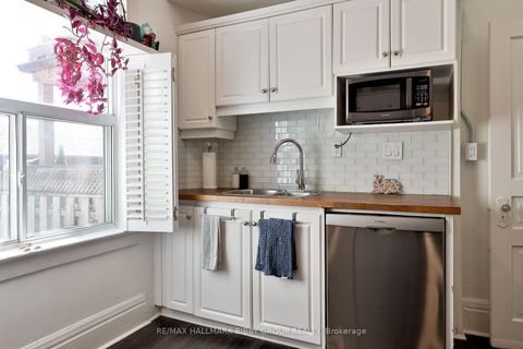 Photo 11 at 987 Saint Clarens Avenue, Davenport, Toronto