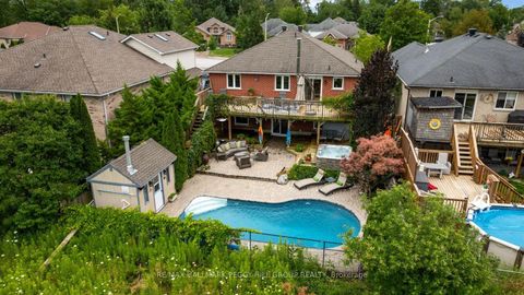 Photo 1 at 608 Glen Cedar Crescent, Rural Innisfil, Innisfil