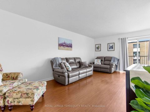 Photo 0 at 404 - 8 Kingsbridge Court, Branson, Toronto