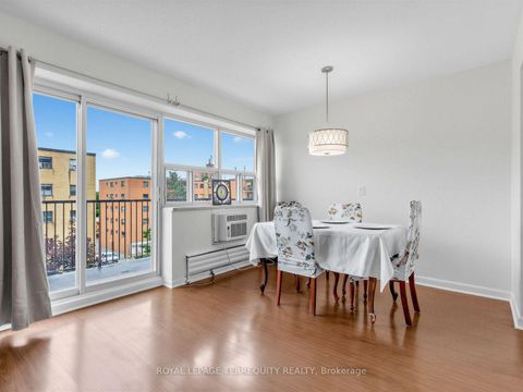 Photo 4 at 404 - 8 Kingsbridge Court, Branson, Toronto