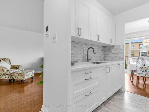 Photo 8 at 404 - 8 Kingsbridge Court, Branson, Toronto