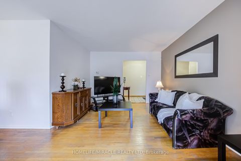 Photo 9 at 9 Wheatsheaf Crescent, Black Creek, Toronto