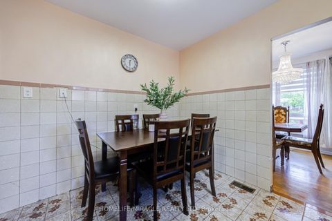 Photo 17 at 9 Wheatsheaf Crescent, Black Creek, Toronto