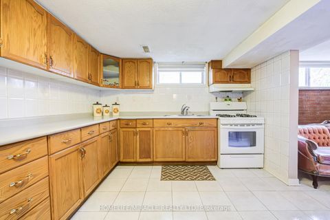 Photo 29 at 9 Wheatsheaf Crescent, Black Creek, Toronto