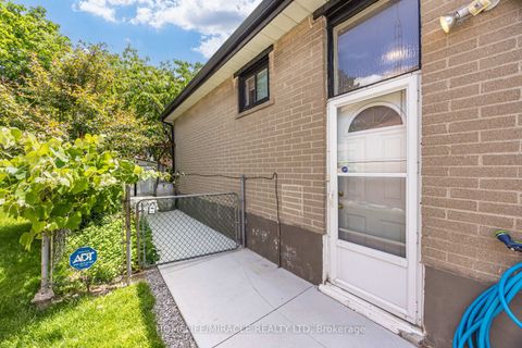 Photo 47 at 9 Wheatsheaf Crescent, Black Creek, Toronto