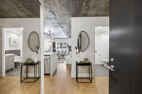 Photo 3 at 512 - 1005 King Street W, Niagara, Toronto