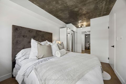 Photo 21 at 512 - 1005 King Street W, Niagara, Toronto
