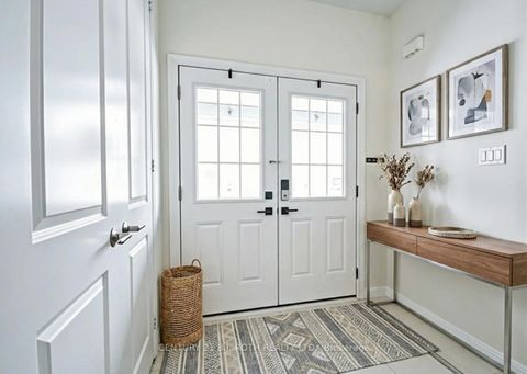 Photo 1 at 5 Cypress Point Street, Ardagh, Barrie