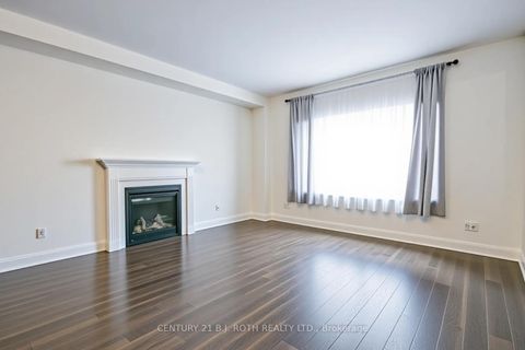 Photo 2 at 5 Cypress Point Street, Ardagh, Barrie