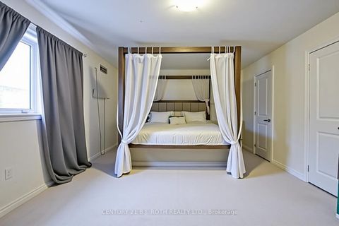 Photo 6 at 5 Cypress Point Street, Ardagh, Barrie