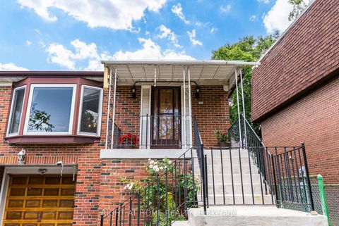Photo 2 at 20 Zealand Road, Richview, Toronto
