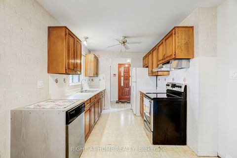 Photo 13 at 20 Zealand Road, Richview, Toronto