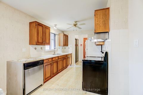 Photo 14 at 20 Zealand Road, Richview, Toronto